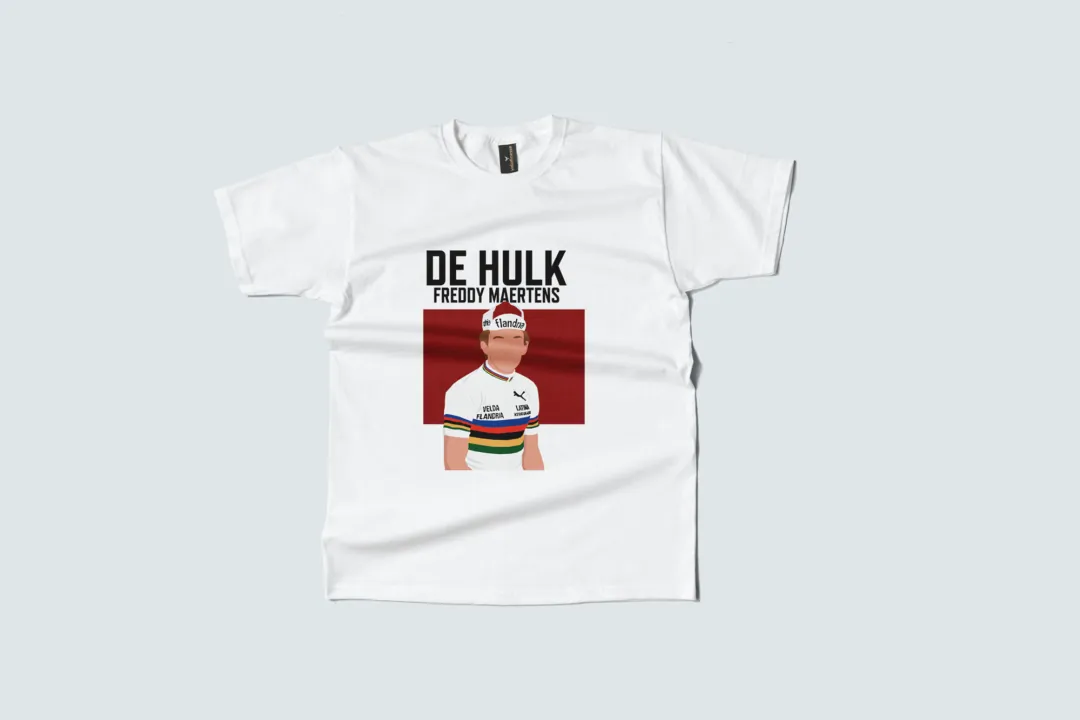 Voorkant van een wit T-shirt met een illustratie van De Hulk, Freddy Maertens